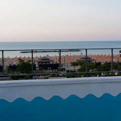 Hotel Nuovo Belvedere Римини пляж