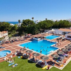 Отель Albufeira Jardim Apartments Португалия, Албуфейра - 1 отзыв об отеле, цены и фото номеров - забронировать отель Albufeira Jardim Apartments онлайн бассейн