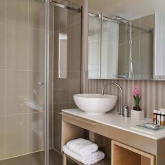 Отель The Y Hotel Греция, Кифисия - отзывы, цены и фото номеров - забронировать отель The Y Hotel онлайн ванная