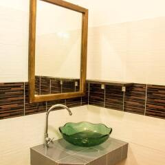 Отель Riviera Boutique House Ланта ванная фото 2