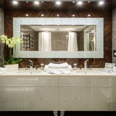 Гостиница Crowne Plaza Moscow World Trade Centre в Москве - забронировать гостиницу Crowne Plaza Moscow World Trade Centre, цены и фото номеров Москва спортивное сооружение