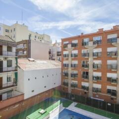 Апартаменты Urban District Apartments - Atocha Stylish with pool бассейн