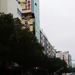 Отель Home Inn (Ganzhou Dongyangshan Road Nanmenkou) балкон