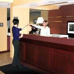Отель Hampton Inn Niagara Falls, USA США, Ниагара-Фолс - отзывы, цены и фото номеров - забронировать отель Hampton Inn Niagara Falls, USA онлайн интерьер отеля фото 2