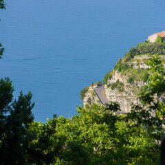 Отель Agriturismo Orrido di Pino Аджерола
