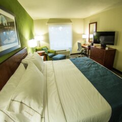 Отель Holiday Inn Express Guadalajara Aeropuerto удобства в номере фото 2