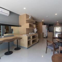 Floral Hotel Lakeview Koh Samui гостиничный бар
