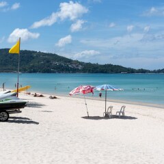 Отель Patong Paragon Resort & Spa пляж