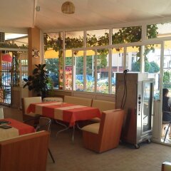 Отель Krasi Hotel Болгария, Равда - отзывы, цены и фото номеров - забронировать отель Krasi Hotel онлайн интерьер отеля