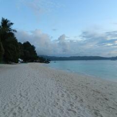 Отель Blue Coral Resort Boracay пляж фото 2