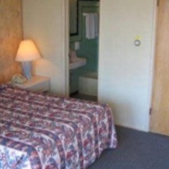 Отель Shiva's Travelers Lodge США, Ниагара-Фолс - отзывы, цены и фото номеров - забронировать отель Shiva's Travelers Lodge онлайн комната для гостей фото 3
