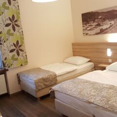 Отель Altstadt Hotel Hofwirt Salzburg Австрия, Зальцбург - 1 отзыв об отеле, цены и фото номеров - забронировать отель Altstadt Hotel Hofwirt Salzburg онлайн детские мероприятия фото 2
