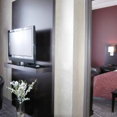 Отель Travelodge by Wyndham Hotel & Convention Centre Quebec City Канада, Квебек - отзывы, цены и фото номеров - забронировать отель Travelodge by Wyndham Hotel & Convention Centre Quebec City онлайн комната для гостей фото 2