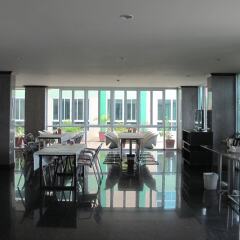 Апартаменты Chateau Vista Serviced apartment питание