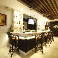 Hemingways Silk Hotel гостиничный бар