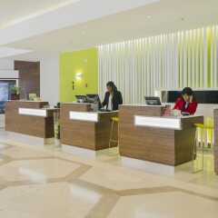 Отель Courtyard by Marriott Madrid Princesa интерьер отеля фото 3