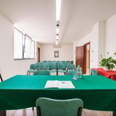 Отель Best Western Hotel La Baia Италия, Бари - отзывы, цены и фото номеров - забронировать отель Best Western Hotel La Baia онлайн помещение для мероприятий