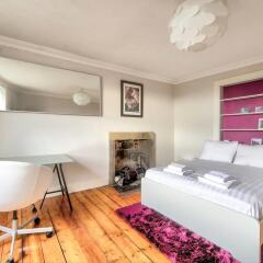Отель Top Floor 3BR Apt Near Edinburgh Castle Великобритания, Эдинбург - отзывы, цены и фото номеров - забронировать отель Top Floor 3BR Apt Near Edinburgh Castle онлайн фото 5