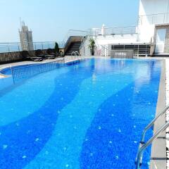 Pearl City Hotel бассейн