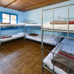 Отель The Matterhorn Hostel Zermatt Швейцария, Церматт - отзывы, цены и фото номеров - забронировать отель The Matterhorn Hostel Zermatt онлайн бассейн