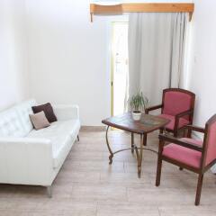 Antonis G. Hotel Apartments комната для гостей фото 2
