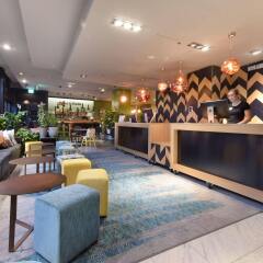Отель Glo Hotel Kluuvi Финляндия, Хельсинки - - забронировать отель Glo Hotel Kluuvi, цены и фото номеров интерьер отеля
