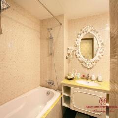 Отель Hanoi Guest House Royal ванная