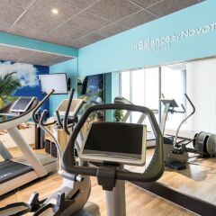 Отель Novotel Suites München Parkstadt Schwabing фитнесс-зал фото 2