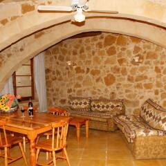 Отель Bellavista Farmhouses Gozo Мальта, Шаара - отзывы, цены и фото номеров - забронировать отель Bellavista Farmhouses Gozo онлайн питание