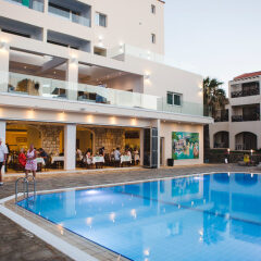 Mimosa Beach Hotel бассейн