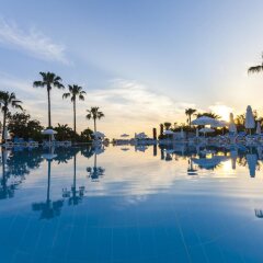 Iz Flower Side Beach Hotel All Inclusive Турция, Сиде - отзывы, цены и фото номеров - забронировать отель Iz Flower Side Beach Hotel All Inclusive онлайн бассейн фото 3