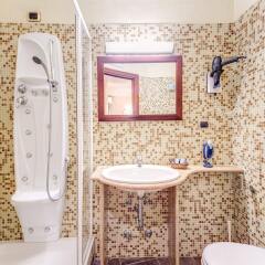 Отель Re Luxury Accomodations ванная фото 3