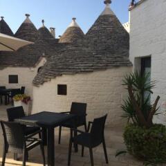 Отель Trulli Family Альберобелло фото 7