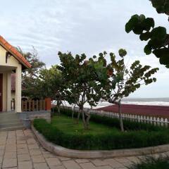 Отель HaiDuong Intourco Resort фото 11