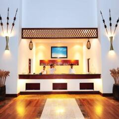 Отель NgapaliI Bay Villas & Spa интерьер отеля
