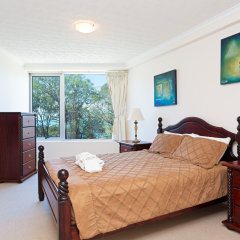 Beach House on Suttons in Redcliffe, Australia from 128$, photos, reviews - zenhotels.com guestroom