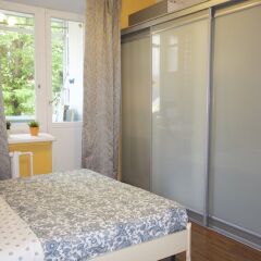 Гостиница LUXKV Apartment on 1st Basmanniy в Москве отзывы, цены и фото номеров - забронировать гостиницу LUXKV Apartment on 1st Basmanniy онлайн Москва комната для гостей фото 4