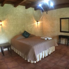 Naif Boutique Hotel & Gallery in Antigua Guatemala, Guatemala from 101$, photos, reviews - zenhotels.com guestroom