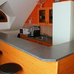 Отель Rooms Novobranská Брно гостиничный бар