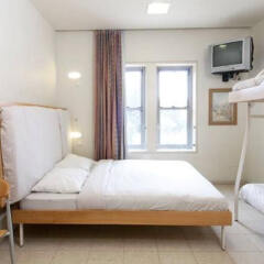 HI Jerusalem – Rabin Hostel Израиль, Иерусалим - отзывы, цены и фото номеров - забронировать отель HI Jerusalem – Rabin Hostel онлайн комната для гостей фото 4