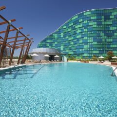 Отель Hilton Capital Grand Abu Dhabi ОАЭ, Абу-Даби - отзывы, цены и фото номеров - забронировать отель Hilton Capital Grand Abu Dhabi онлайн бассейн