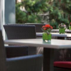 Отель Austria Trend Parkhotel Schönbrunn бассейн