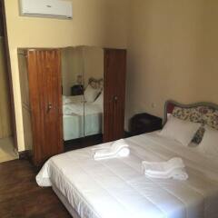 Hub 1878 Faro Hostel комната для гостей