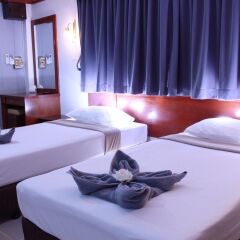 Отель The Little Mermaid Guesthouse And Restaurant пляж Ката комната для гостей фото 2