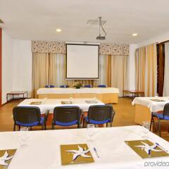 Отель Iberostar Isla Canela с домашними животными