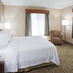Отель GrandStay Residential Suites - Eau Claire комната для гостей фото 5