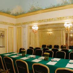 Champagne Palace Hotel