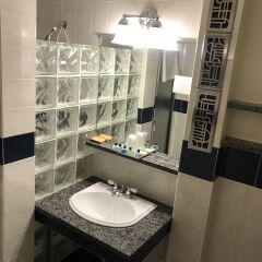 Отель Chelsea Pines Inn США, Нью-Йорк - отзывы, цены и фото номеров - забронировать отель Chelsea Pines Inn онлайн ванная фото 3