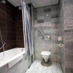 City Hotel ванная