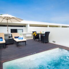 Отель Twin Sands Resort and Spa A204 бассейн фото 3